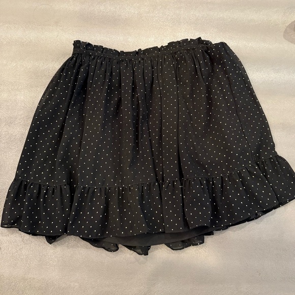 Guess Elegant Black Polka Dot Skirt. Size L - Picture 1 of 7